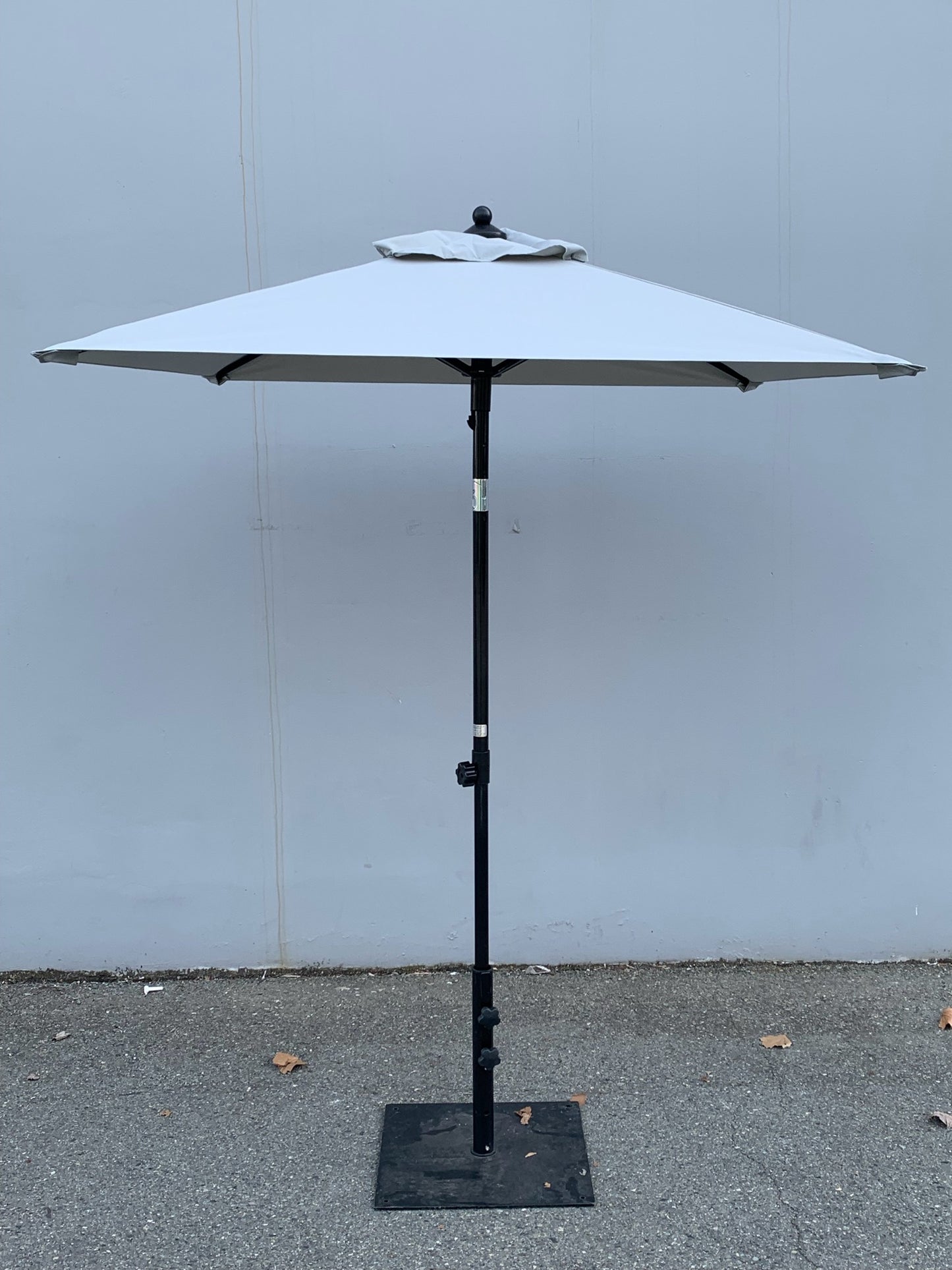 Balsam 7ft (42") Patio Umbrella